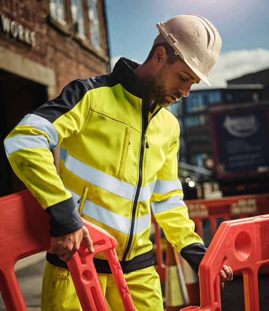 Regatta hi vis softshell jacket new arrivals